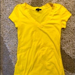 BRIGHT YELLOW CAP SLEEVE T-SHIRT